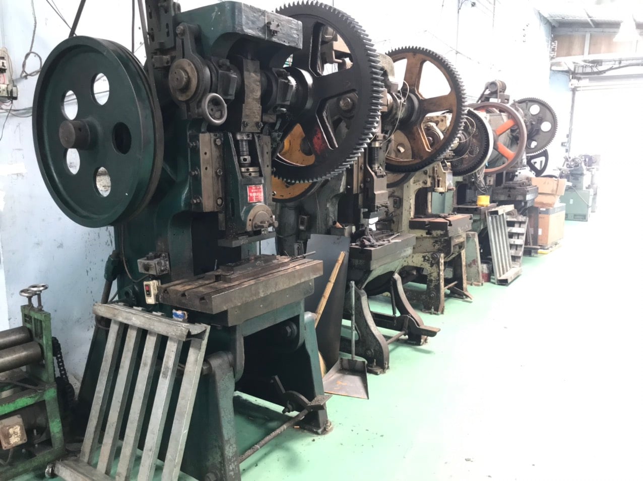 Stamping machine.jpg